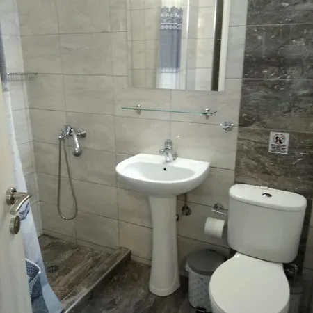 Guest house Azzuro Mare 2*